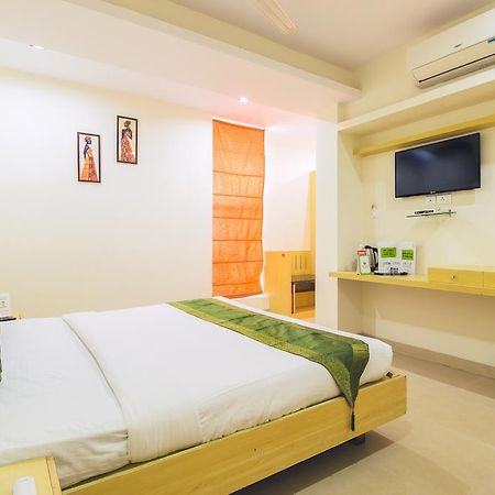 Готель Oriva Vinflora Residency - Nr Lv Prasad Hospital, Banjara Hills Гайдарабад Екстер'єр фото